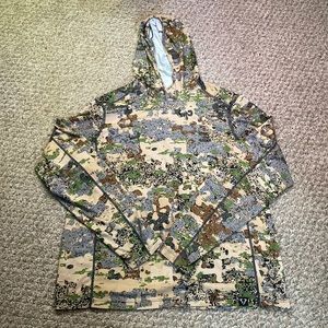 Forloh Hunting Camo Sun Shirt Baselayer USA made Fishing Outdoors NWOT